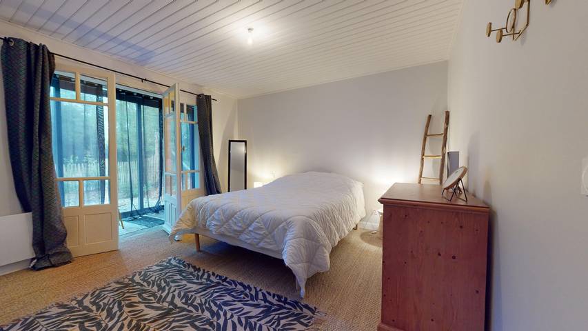 Villa pour 8 personnes, avec jacuzzi ainsi que jardin et terrasse aux Les Sables-d'Olonne - 4