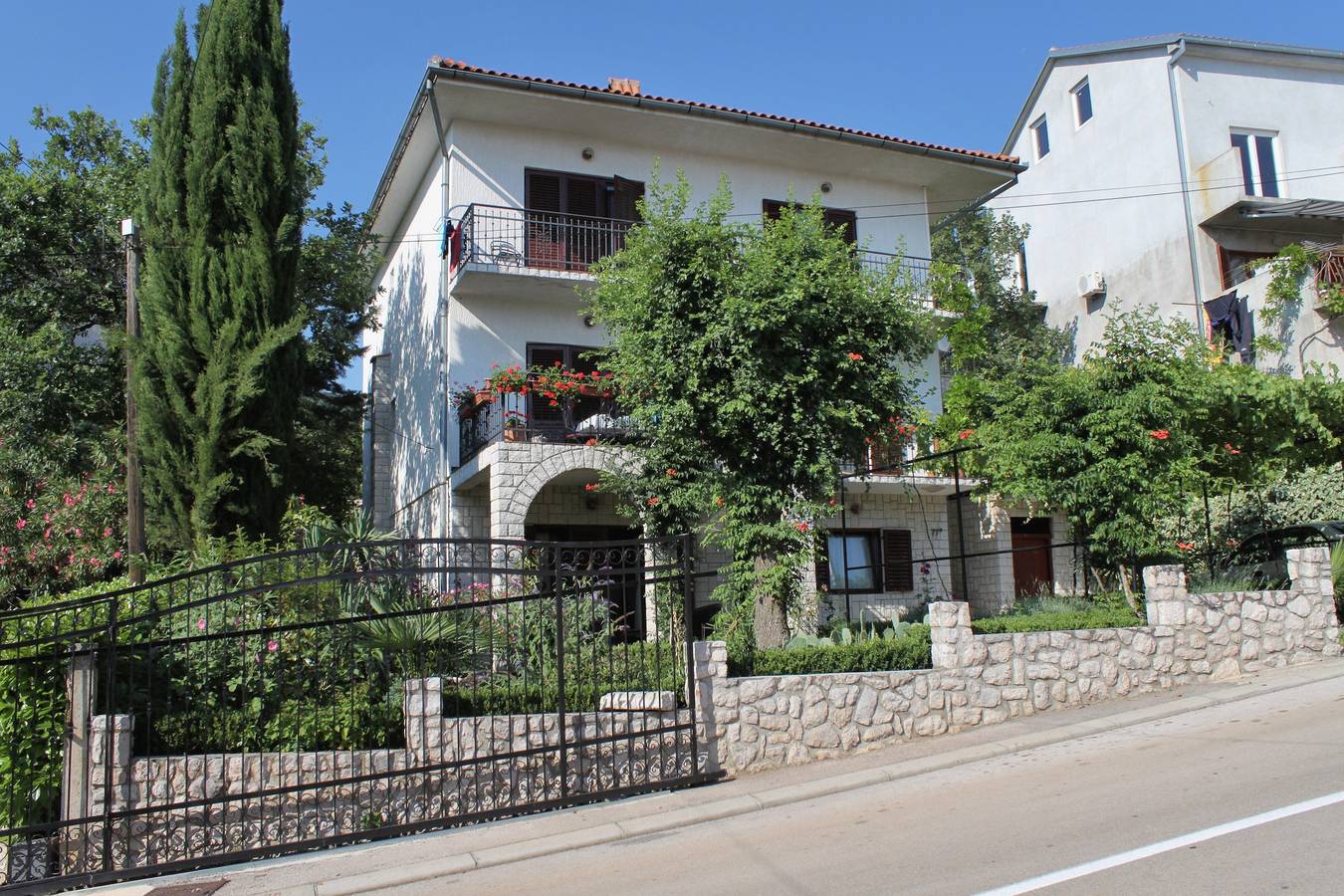 Entire apartment, Two bedroom apartment with terrace and sea view Selce (Crikvenica) A-2404-b in Selce, Primorje-Gorski Kotar