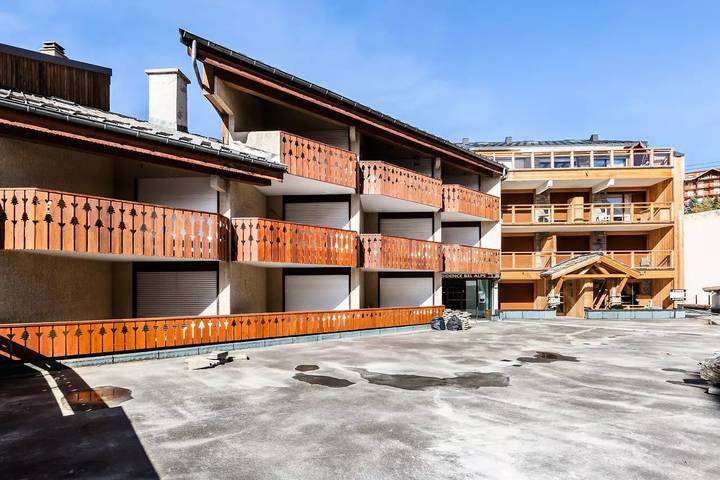 Gîte pour 4 personnes, avec vue et terrasse dans Office de Tourisme de l'Alpe d'Huez - 3