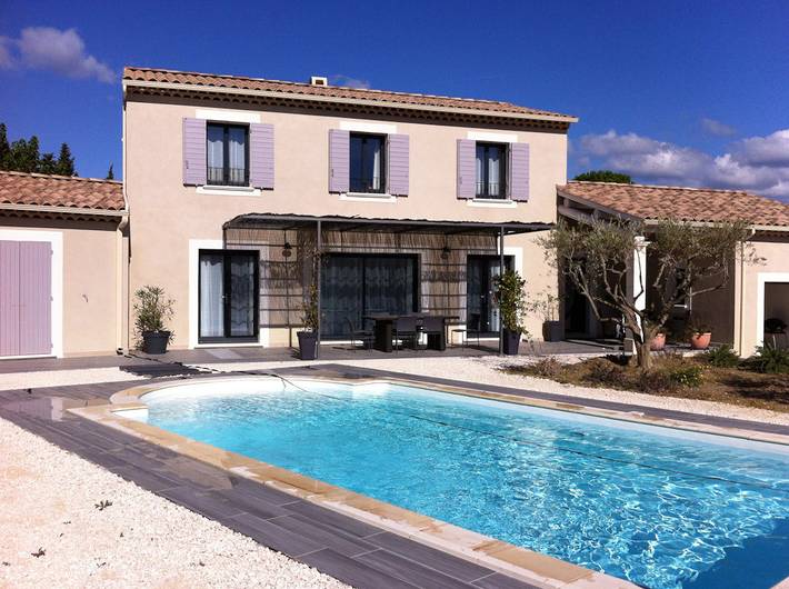 Gîte pour 7 personnes, avec jardin ainsi que terrasse et piscine à Vaison-la-Romaine - 4