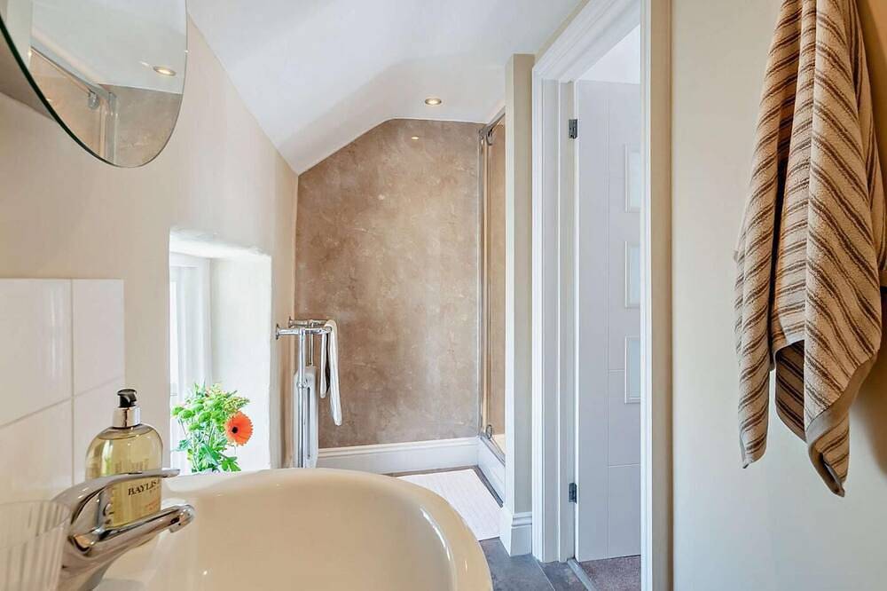 3 Bed in Baslow (oc-pk908) in Baslow and Bubnell, Derbyshire