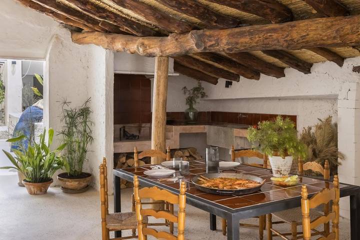 Chalet para 6 personas, con Balcón y Jacuzzi además de Terraza y Piscina en Requena-Utiel - 3