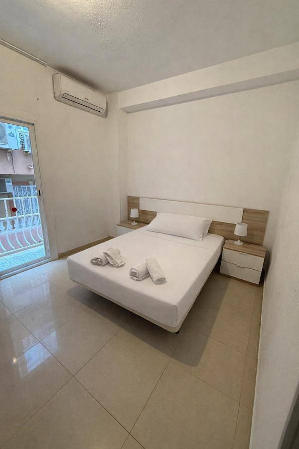 Apartahotel para 2 personas, con balcón en Benidorm