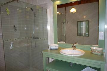 Gîte pour 6 Personnes dans Scrignac, Parc naturel régional d'Armorique, Photo 4