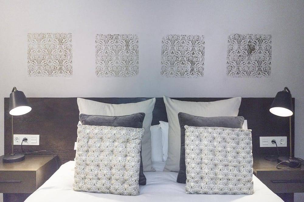 Ganze Wohnung, Citi Hall Centrum, 4 Schlafzimmer, 7 Pax, Zentraler Markt in Valencia City Centre, Valencia