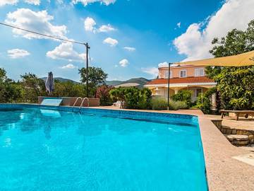 Ferienhaus für 10 Personen, mit Garten und Terrasse sowie Sauna in Kaštela