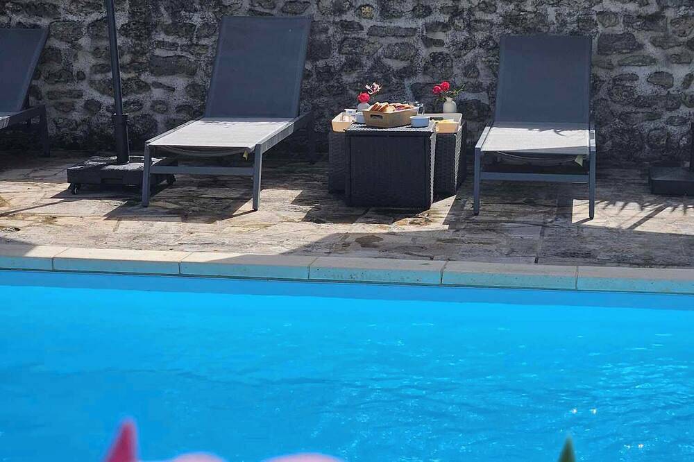 Au Calme Du Gatinais - heated swimming pool, table tennis, pétanque and nature - 8 pers in Valpuiseaux, Parc naturel régional du Gâtinais français