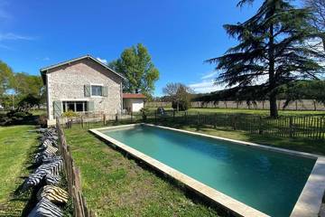 Location de vacances pour 10 personnes, avec jardin et terrasse à Magescq