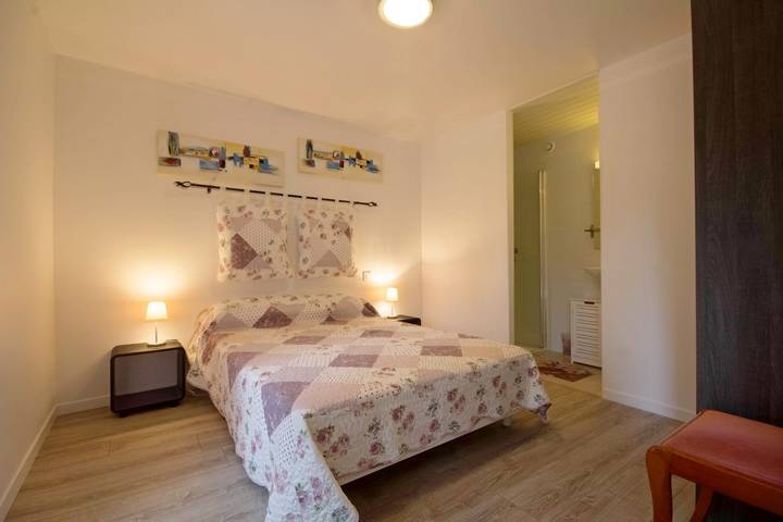 Gîte pour 7 personnes, avec jardin et terrasse, animaux acceptés à Plouhinec (Morbihan) - 4