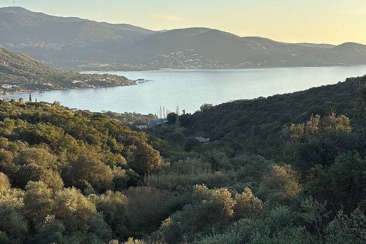 Villa pour 8 personnes, avec terrasse et jardin, animaux acceptés