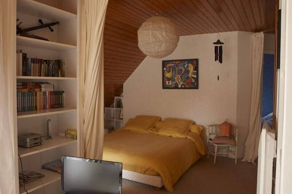 Ganze Wohnung, Schönes Einzelapartment mit großem Garten in La Forêt-Fouesnant, Côte de Cornouaille
