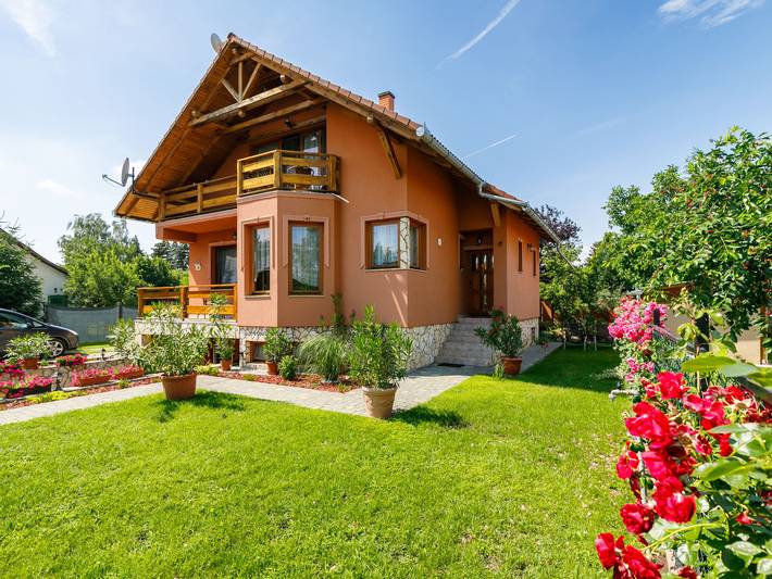 Apartamento de vacaciones para 6 personas, con terraza y jardín - 1