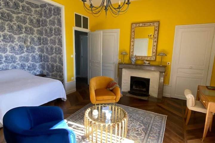 Château pour 15 personnes, avec jardin en Ardèche - 4