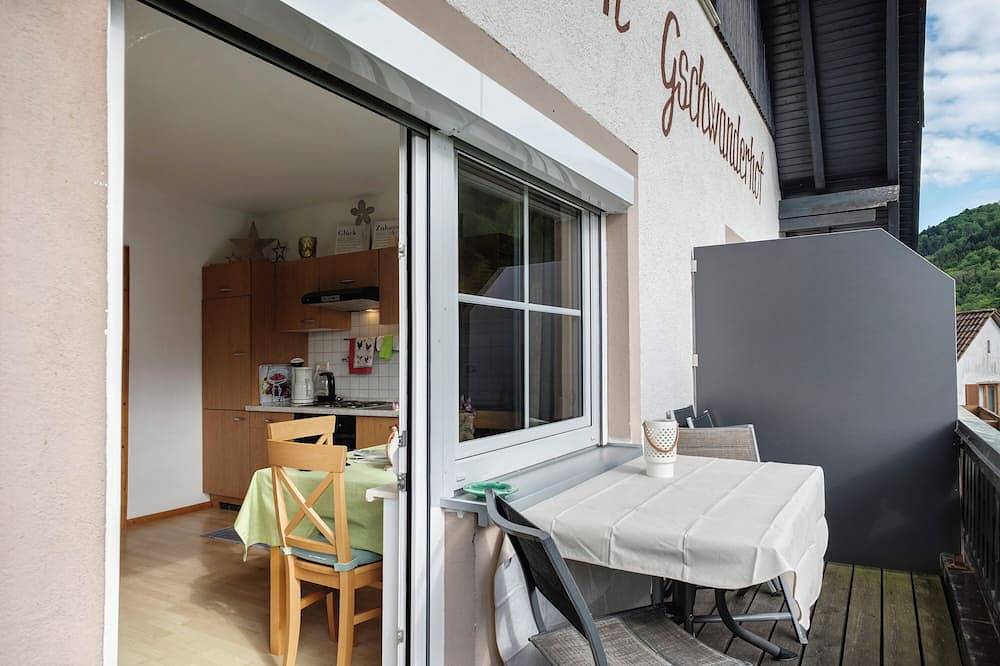 Ganze Wohnung, Ferienwohnung 'Talblick' mit Gemeinschaftsterrasse, Gemeinschaftsgarten und Wlan in Glottertal, Südschwarzwald