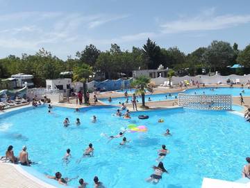 Bungalow für 4 Personen, mit Kinderpool in der Charente-Maritime