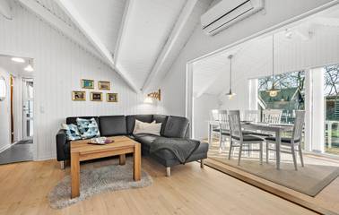Ferienhaus für 6 Personen, mit Terrasse und Garten in Kvie Sø
