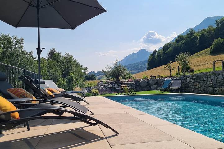 Chambre d’hôte pour 2 personnes, avec Terrasse et Jardin à Marthod