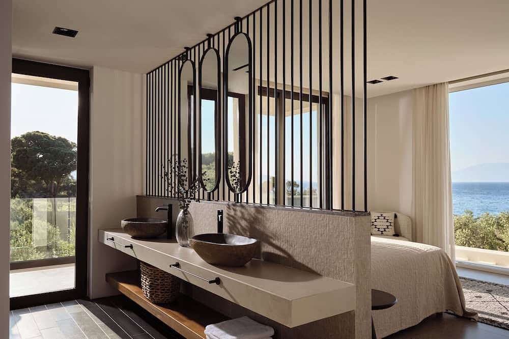 Oresteia Presidential Villa, a Legendary Retreat in Tragaki, Zakynthos