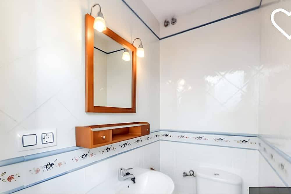 Homerez - 150 m² House in El Bosque + private pool in El Bosque, White Villages