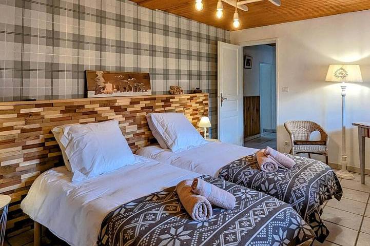 Gîte pour 6 personnes, avec jardin à Héricourt (Haute-Saône) - 2