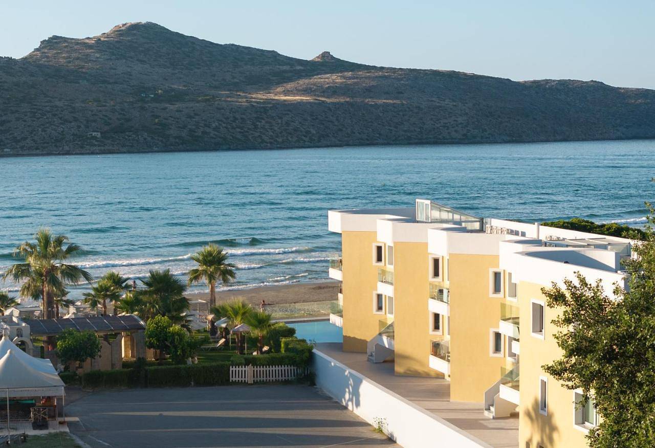 Georgina in Agia Marina, Chania und Umgebung