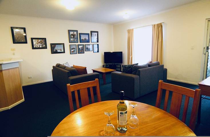 Holiday apartment for 5 people, with terrace in Adelaide