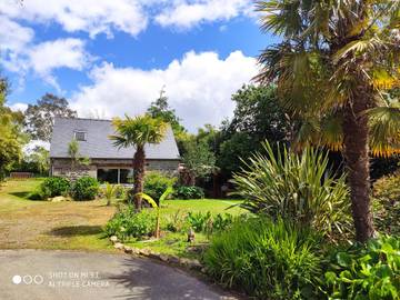 Gîte pour 2 personnes, avec terrasse et jardin en Cotes-d'Armor