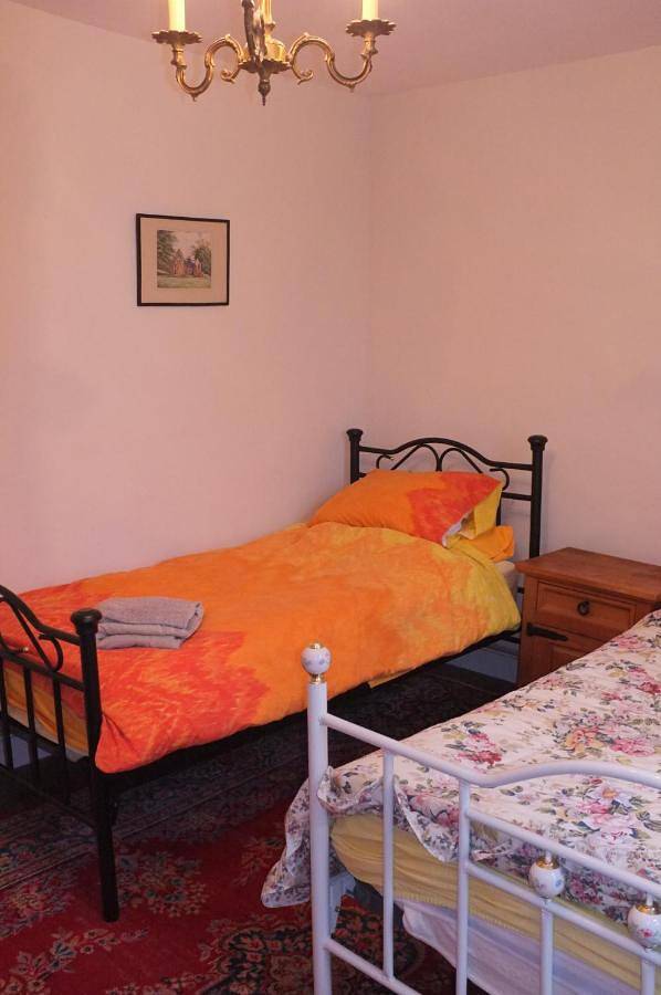 Gîte pour 2 personnes, avec vue et jardin, animaux acceptés à Exideuil - 3