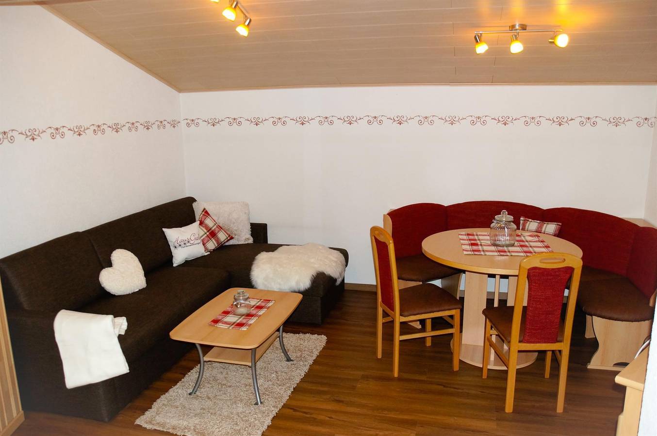 Entire holiday apartment, Lechtal in Holzgau, Allgäu alps (Austria)