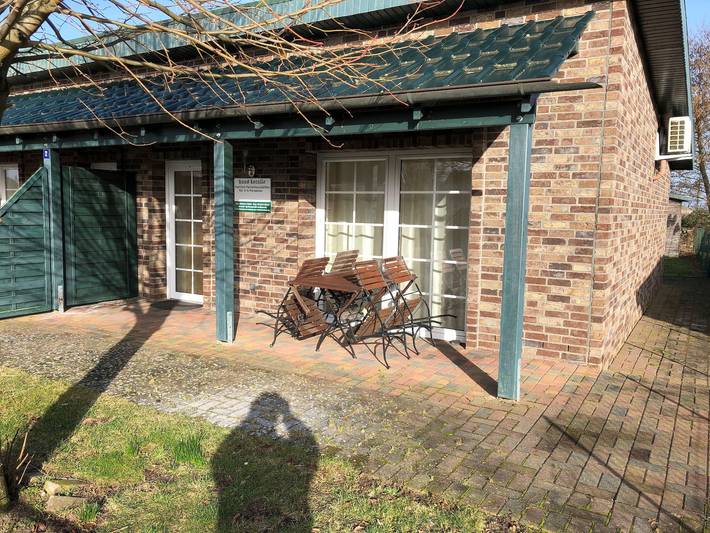 Bungalow für 2 Personen, mit Terrasse und Garten in Boltenhagen - 4