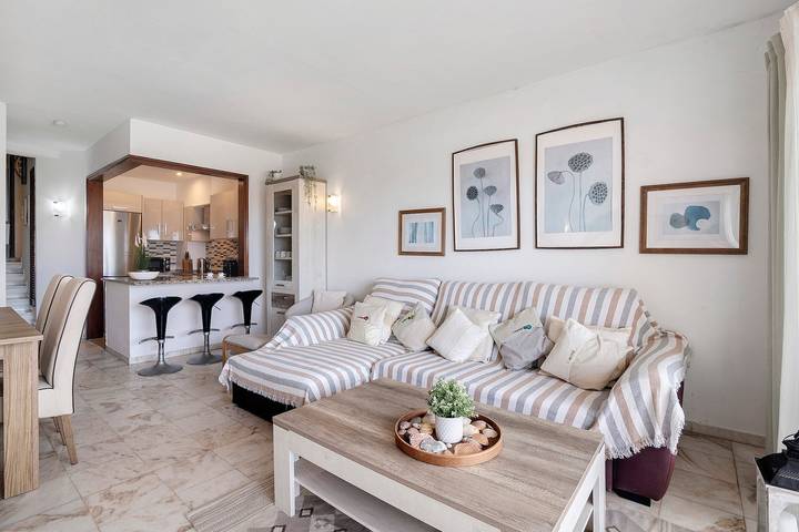 Appartement entier, Appartement « Rose » avec vue sur la mer, Wi-Fi et climatisation in Vale do Lobo, Almancil