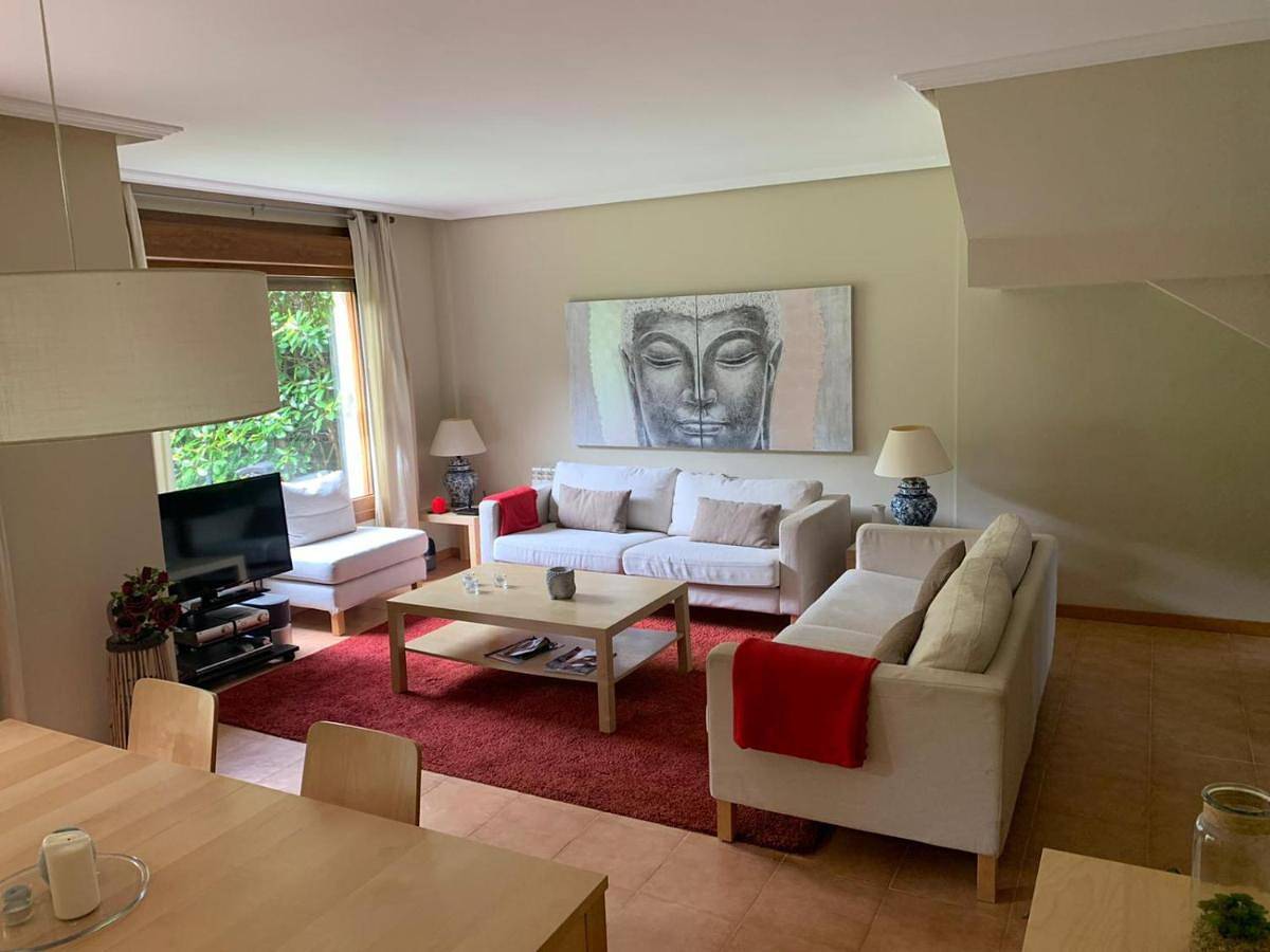 Three-Bedroom House in Minho, Costa de Galicia