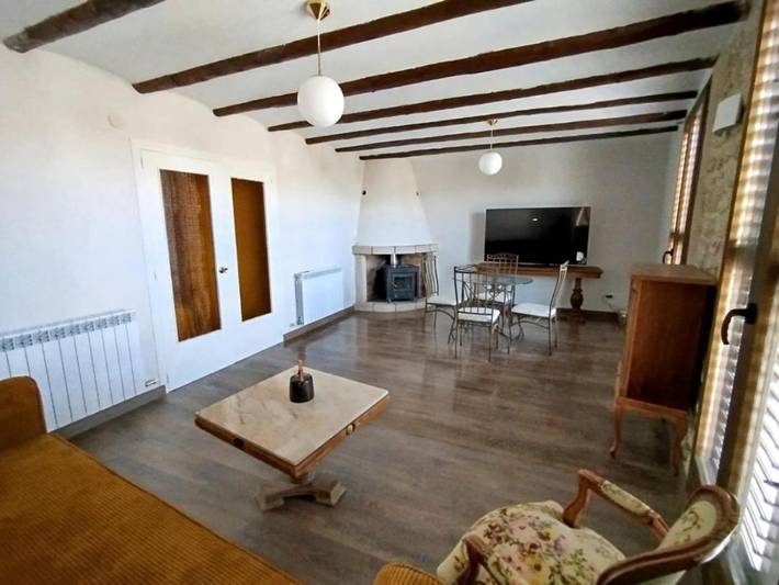 Casa rural para 4 personas, con terraza y vistas en Matarraña