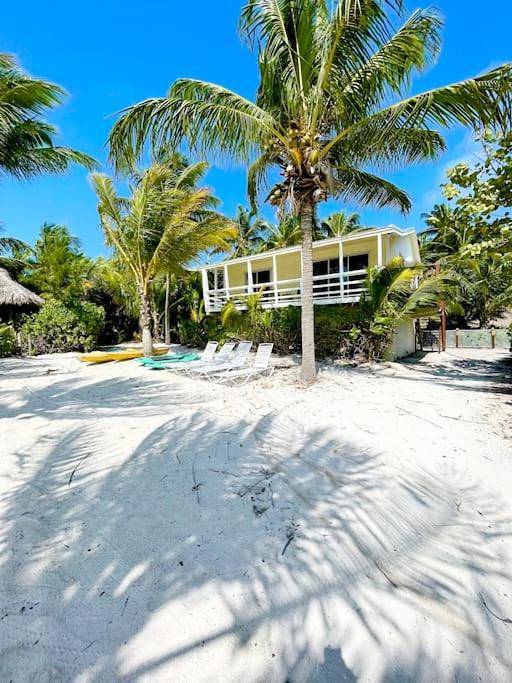 Bungalow für 4 Personen, mit Whirlpool und Balkon sowie Garten und Pool auf den Florida Keys