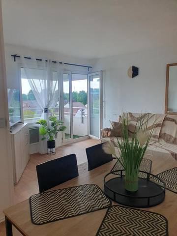 Gîte pour 4 personnes, avec balcon et vue à Montigny-le-Bretonneux