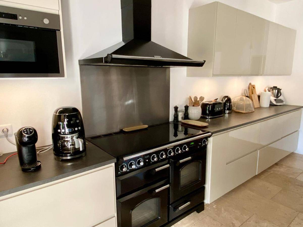 Villa with Private Pool in Maussane-les-Alpilles, Arles und Umgebung