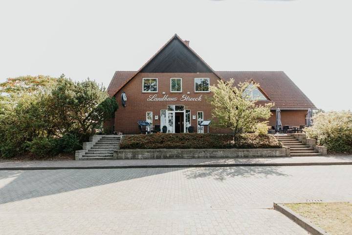 Ferienhaus für 2 Personen, mit Terrasse und Garten in Hornstorf