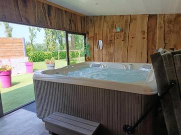 Maison d’hôte pour 4 personnes, avec jardin et jacuzzi dans Saint-Malon-sur-Mel