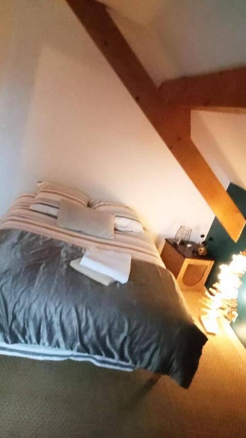 Location de vacances pour 2 personnes, avec Terrasse dans Thusy