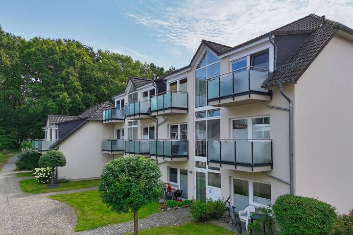 Ferienwohnung für 2 Personen, mit Balkon in Lobbe