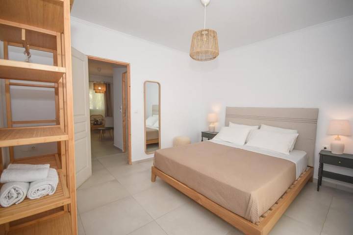 Gîte pour 4 personnes, avec terrasse dans Falasarna