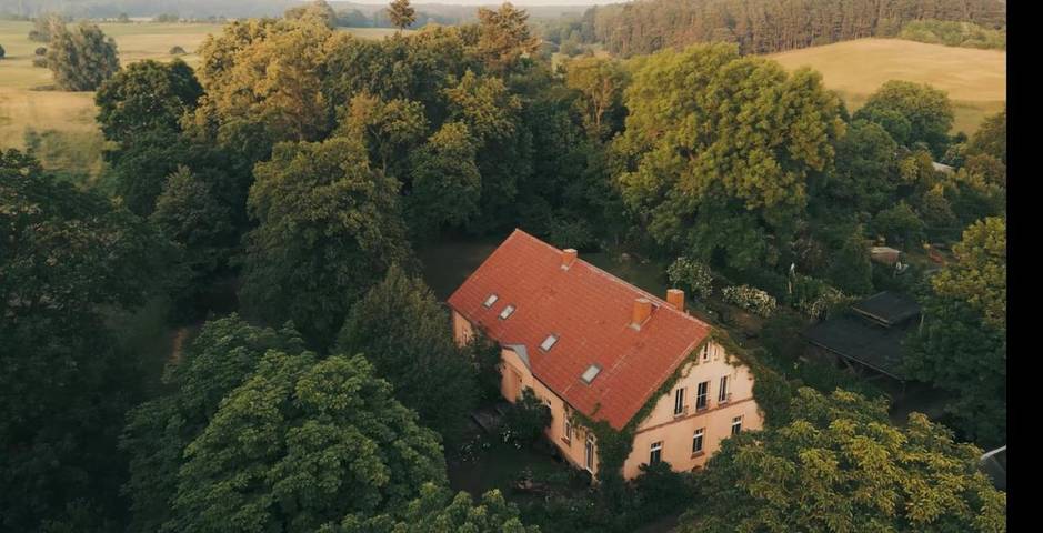 Ferienwohnung für 4 Personen, mit Terrasse und Garten sowie Sauna und Ausblick