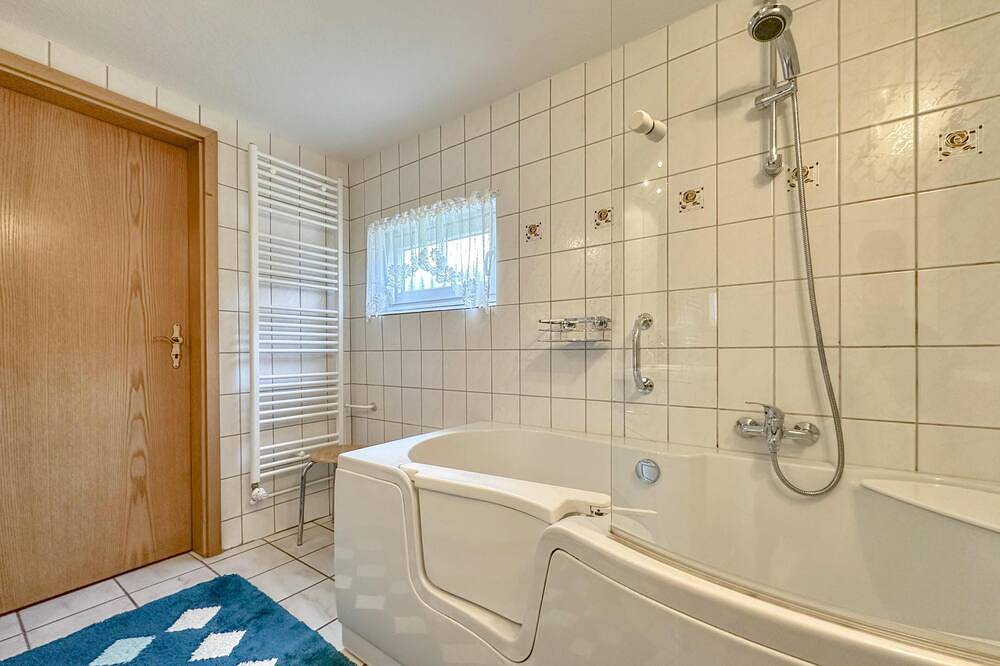 Freistehendes Ferienhaus mit schöner Terrasse in Rübeland, Harzvorland