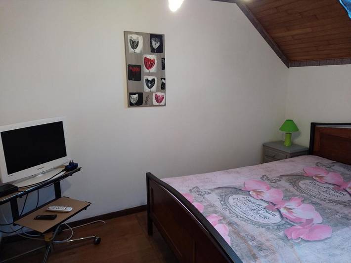 Gîte pour 5 personnes, avec vue à Saint-Vitte-sur-Briance