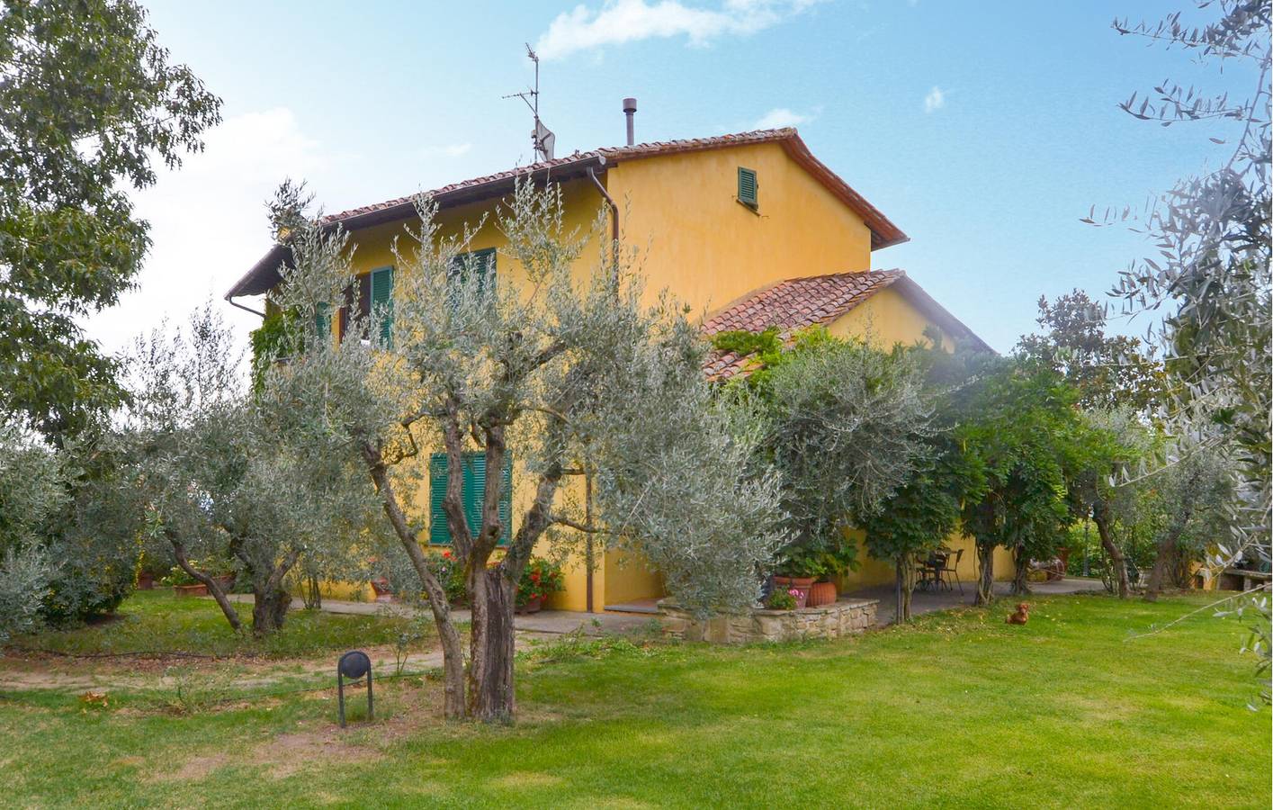 Bugiana Oasis: Geräumiges Apartment mit Pool und WLAN in Monte San Savino, Chianti
