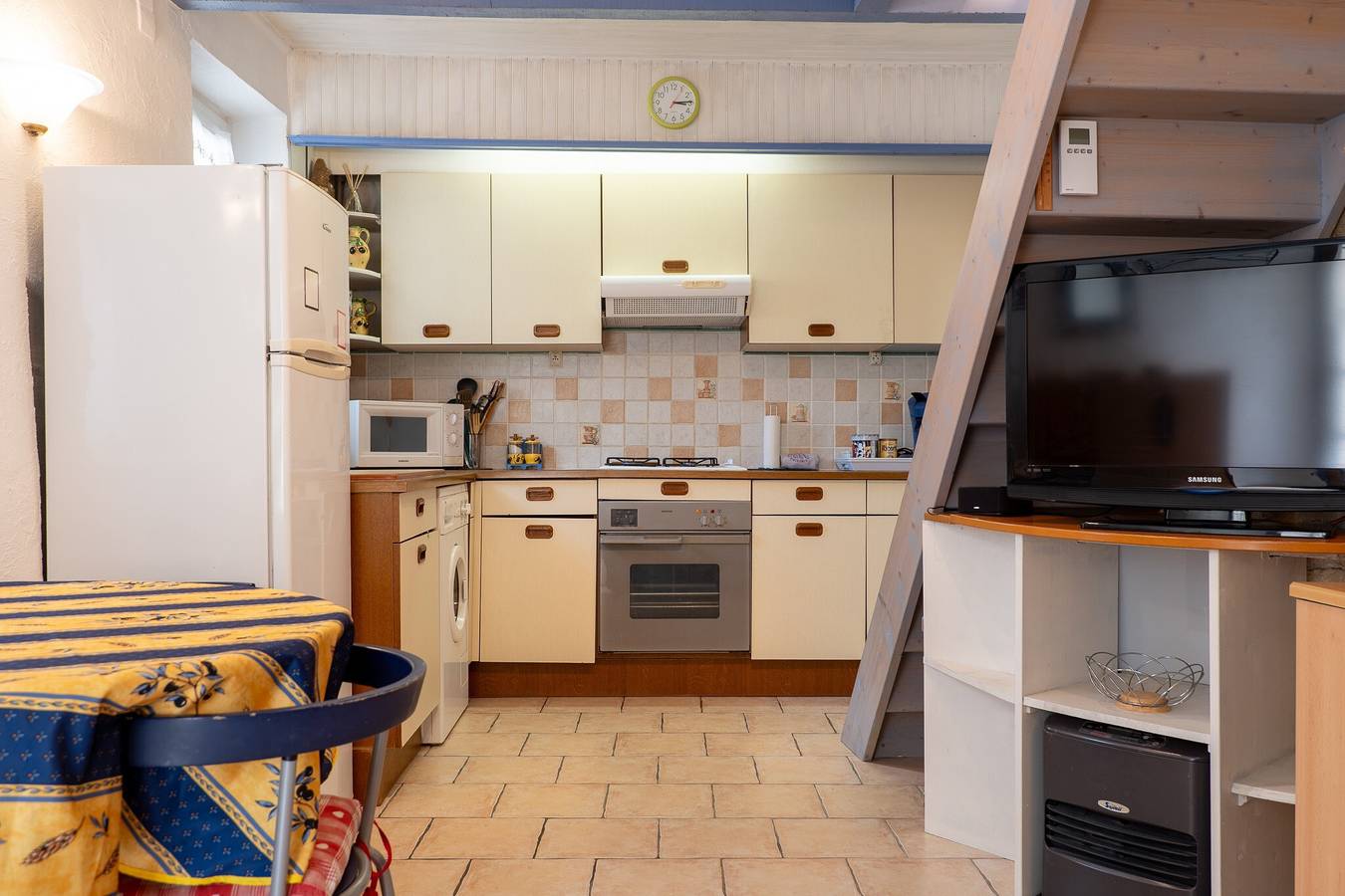 Ferienhaus „La Petite Maison“ mit Balkon und Wlan in Puimoisson, Regionaler Naturpark Verdon