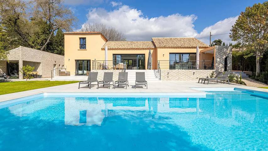 Villa for 13 personer, med badebasseng i Mougins