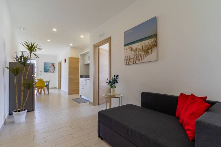 Apartamento entero, Apartamento vacacional "Le Scuderie 5" con piscina compartida, terraza compartida y Wi-Fi in Galatone, Provincia de Lecce