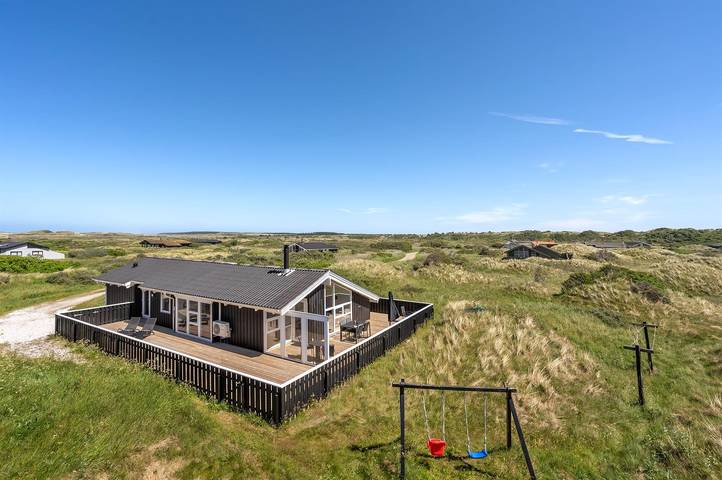 Ferienhaus für 7 Personen, mit Terrasse und Sauna sowie Whirlpool, mit Haustier in Nørlev Strand