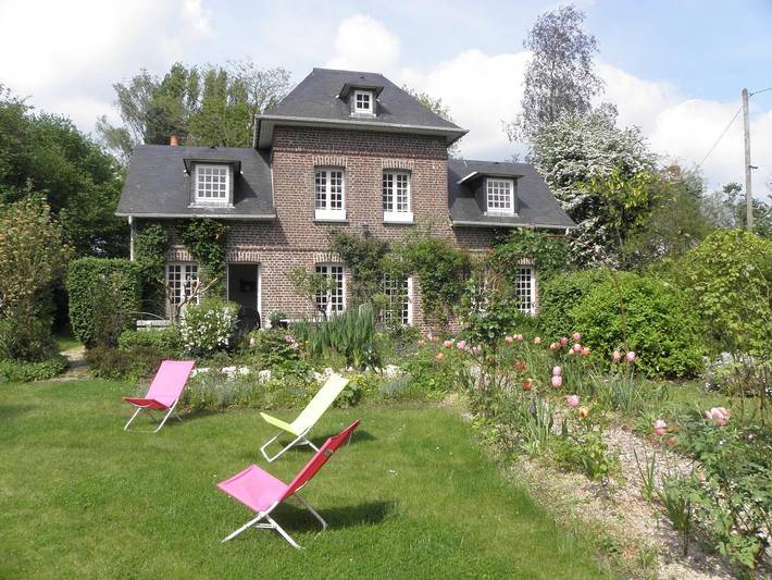 Gîte pour 6 personnes, avec Terrasse ainsi que Jardin et Vue